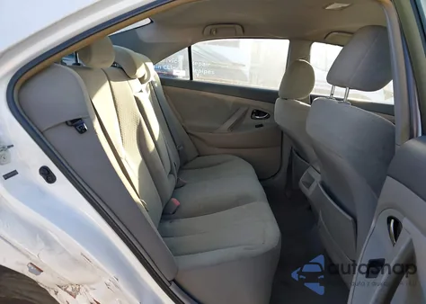 2009 Toyota Camry Le z USA, uszkodzony, nr VIN 4T4BE46K79R087834